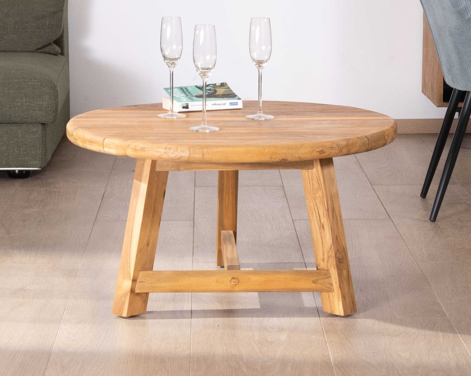 Table basse ronde en bois de teck recyclé "Meedow"