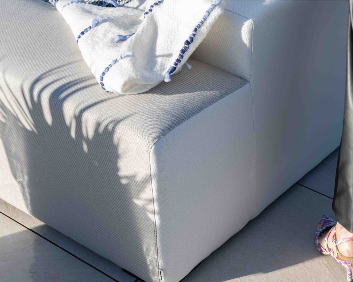 Canapé extérieur modulaire retour droit "Lazy Beach" beige et gris clair