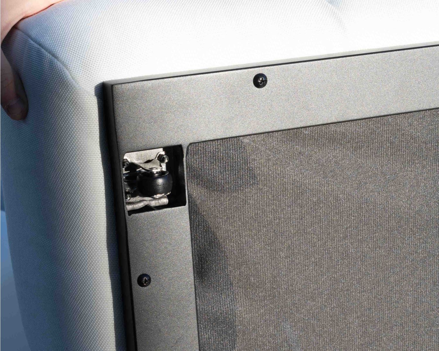 Bain de soleil en tissu Sunbrella gris clair et foncé "Lazy Beach"