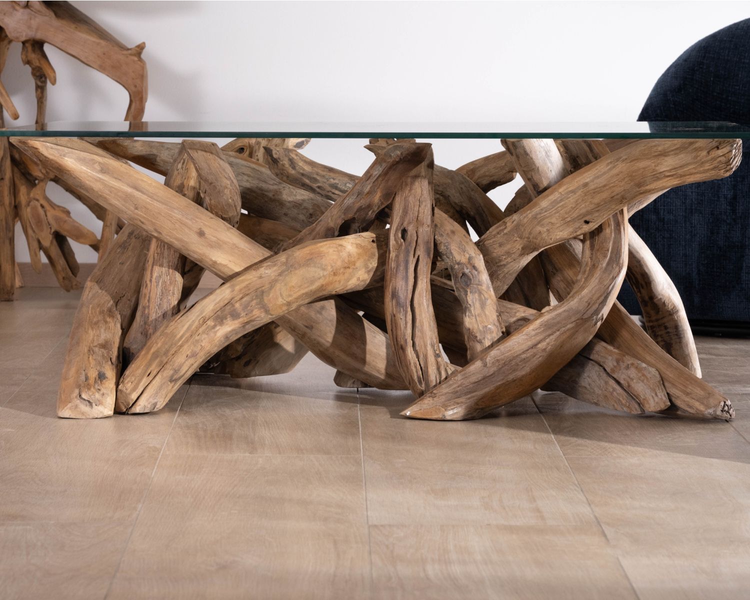 Table basse rectangulaire 120 cm en bois de teck recyclé avec plateau en verre "Kanoa"