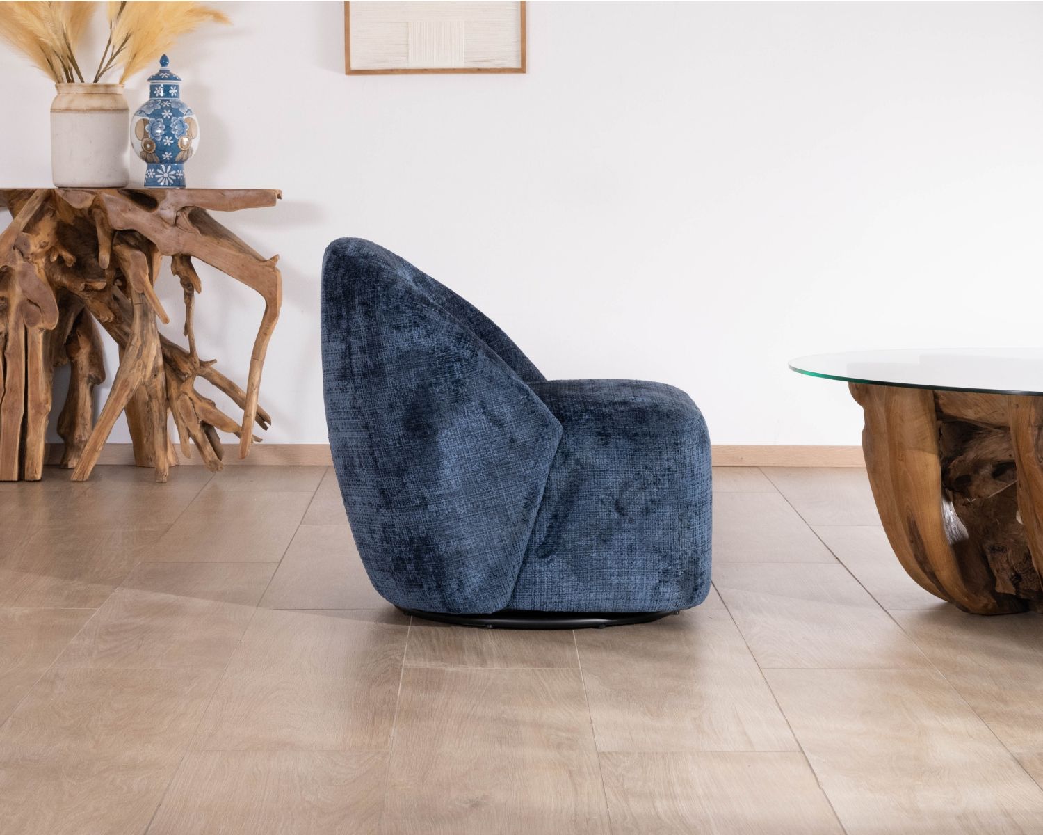 Petit fauteuil d'appoint design épuré en tissu bleu nuit "Marylin" pivotant 360°