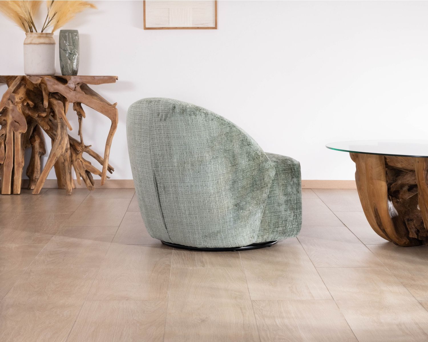 Chauffeuse pivotante en tissu bouclette soyeux vert sauge "Marylin"