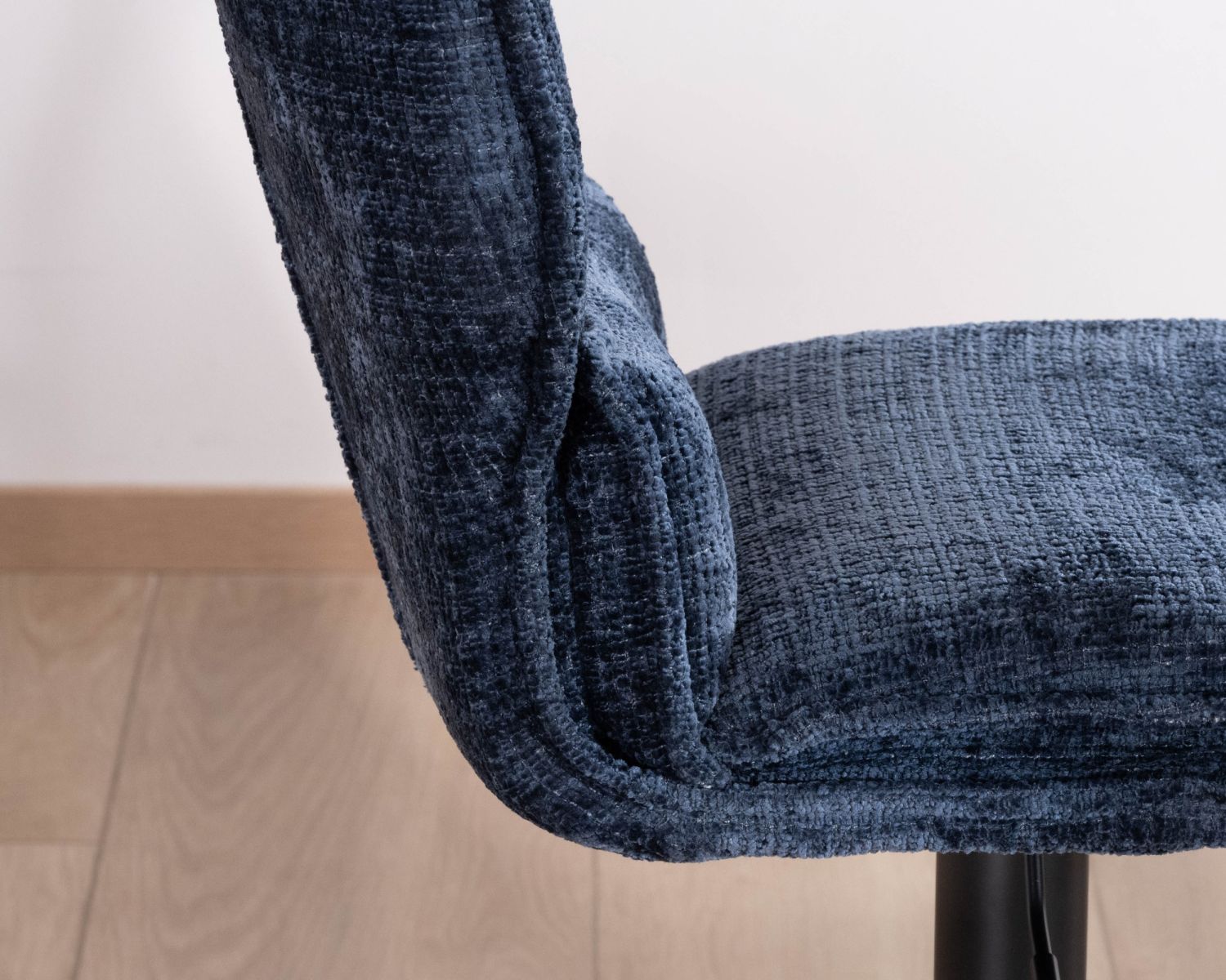 Lot de 2 chaises hautes matelassées réglables en hauteur "Topley" tissu coloris bleu nuit