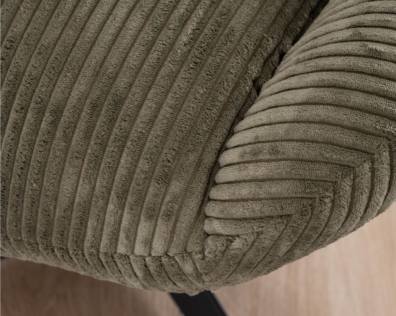 Fauteuil ultra confort tournant 360° en velours côtelé vert doux "Bissett"