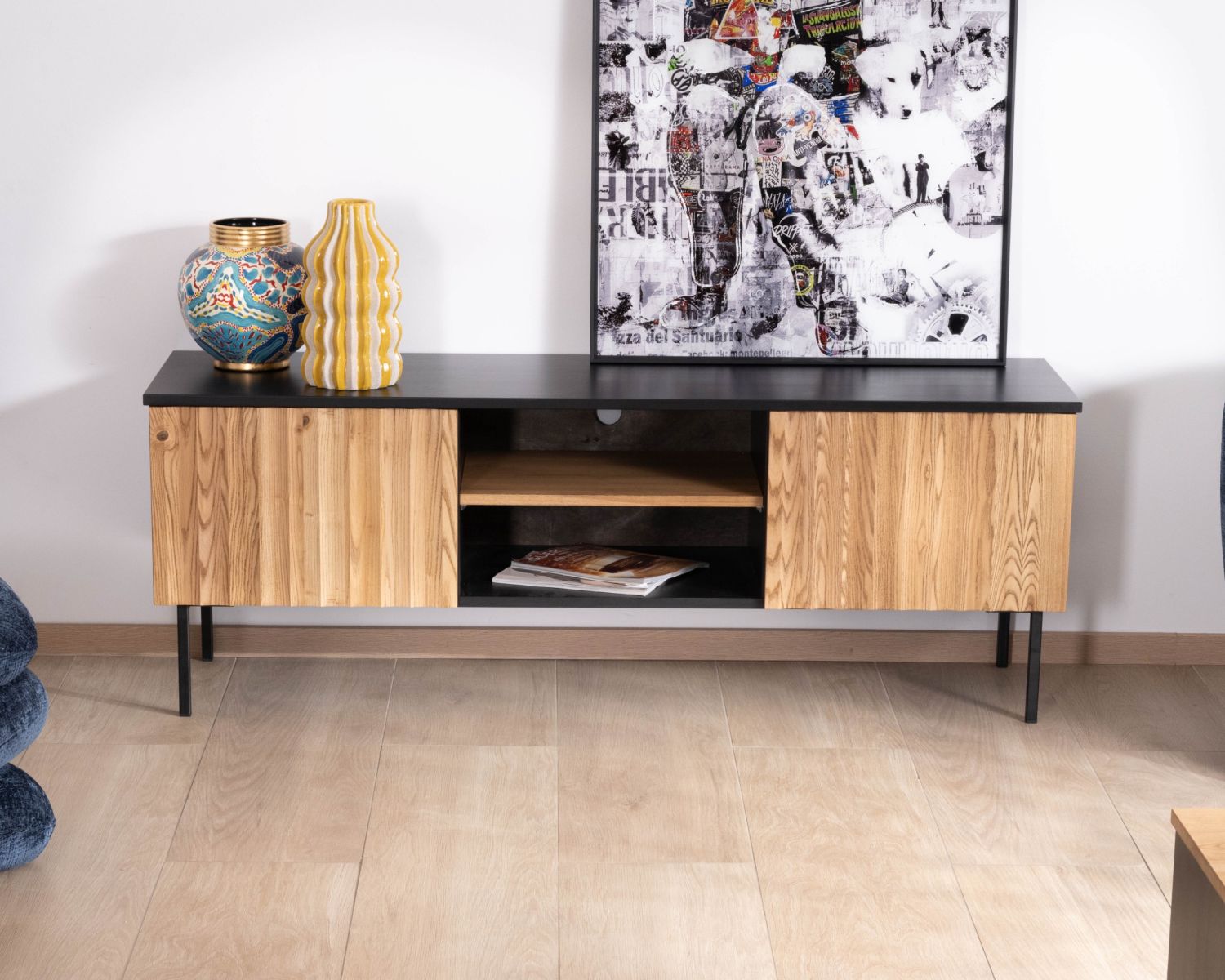 Banc TV 160 cm deux portes en frêne massif huilé "Sydney"