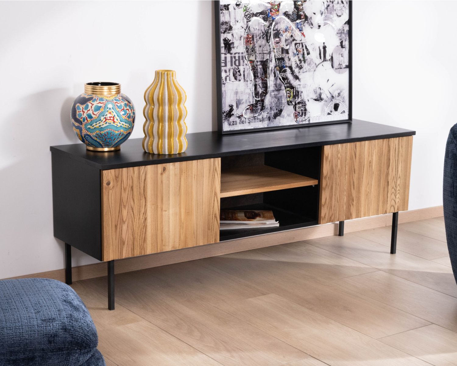 Banc TV 160 cm deux portes en frêne massif huilé "Sydney"