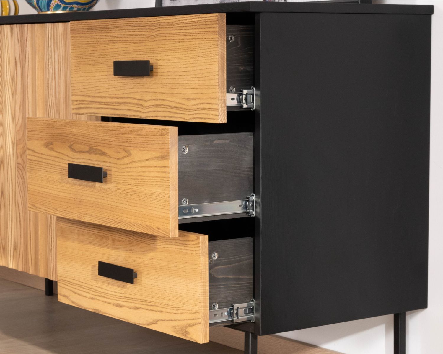 Buffet en frêne massif style newtro "Sydney" 160 cm