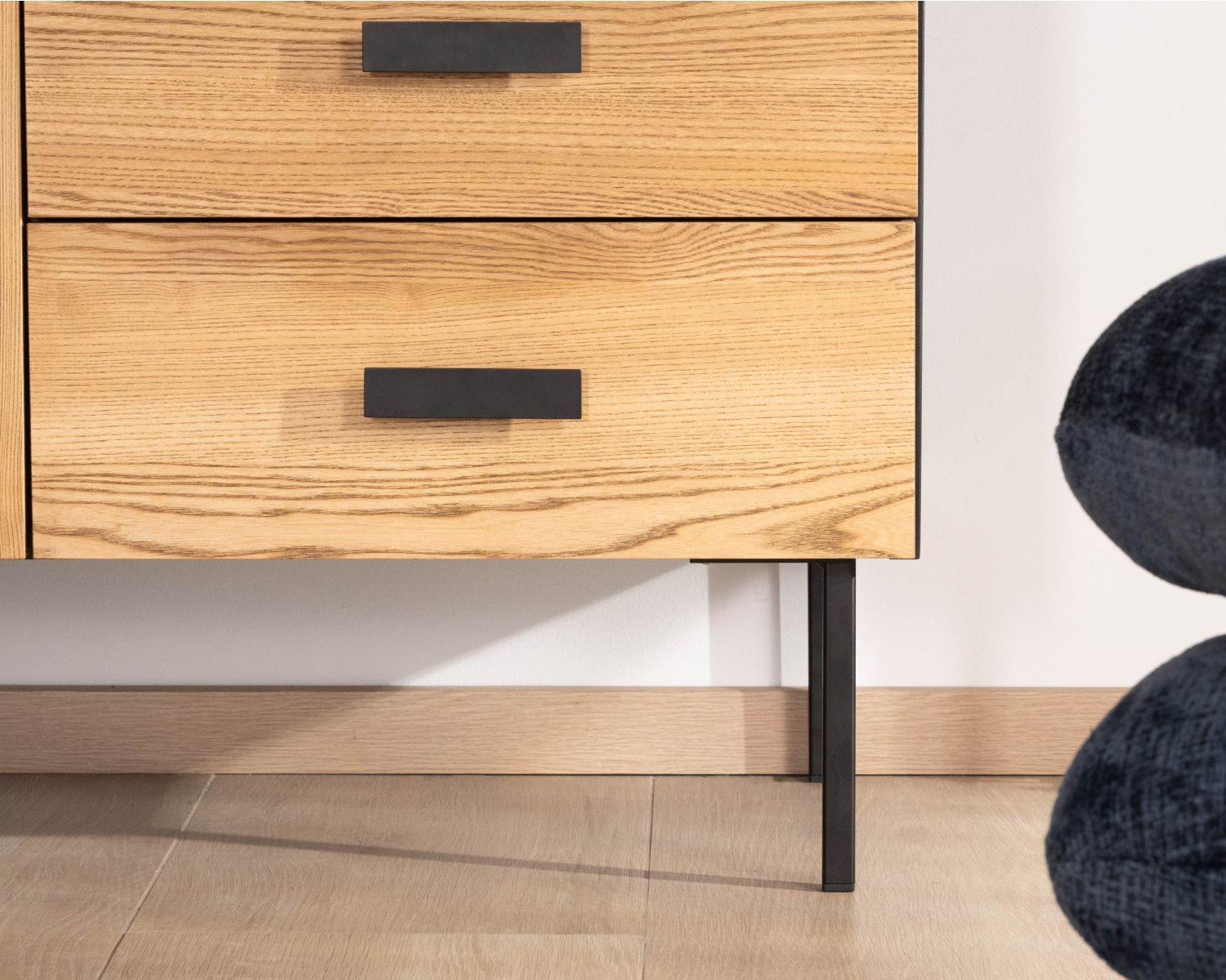 Buffet en frêne massif style newtro "Sydney" 160 cm