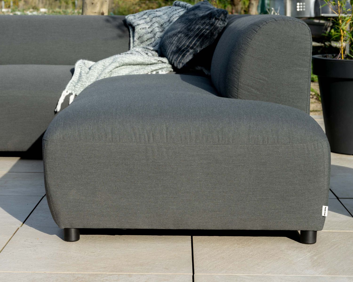Canapé chauffant spécial extérieur en tissu anthracite "Aurora" retour à droite