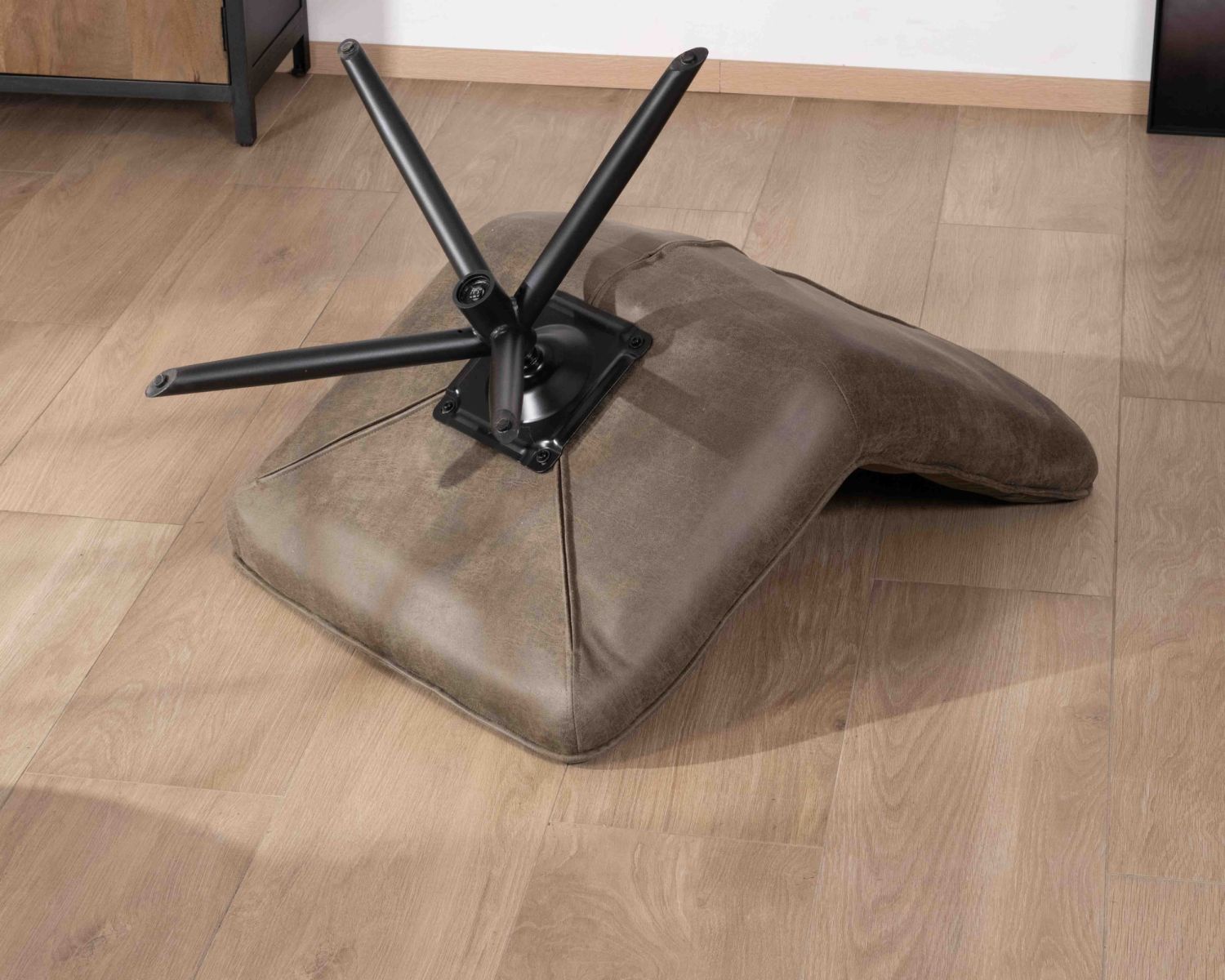 Fauteuil relax ultra-confort avec pied rotatif "Grundy" en tissu microfibre vert kaki