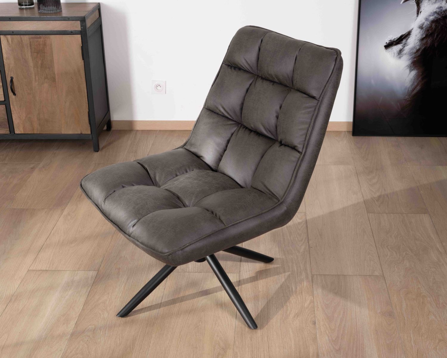Fauteuil rotatif ultra-confort en tissu microfibre gris foncé "Grundy"