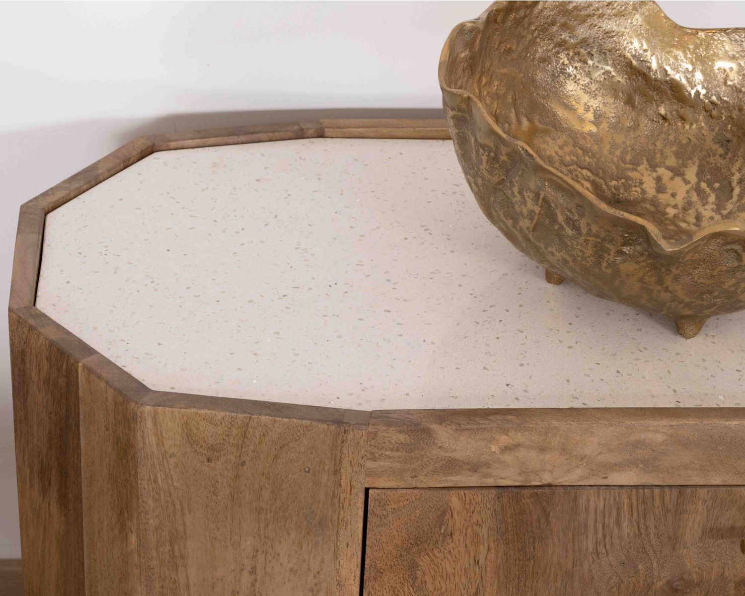 Meuble TV 180 cm rétro-chic avec plateau en terrazzo blanc "Bruges"