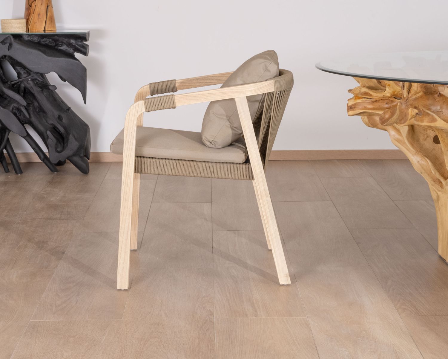 Lot de 2 chaises de repas confort et design en teck recyclé "Eole"
