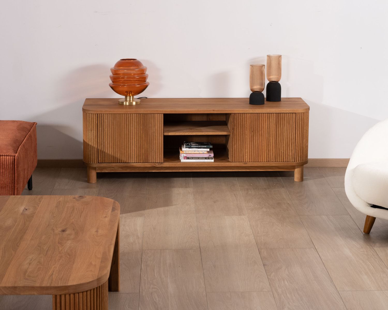 Meuble télé 150 cm 2 portes en chêne huilé style rétro "Winton"