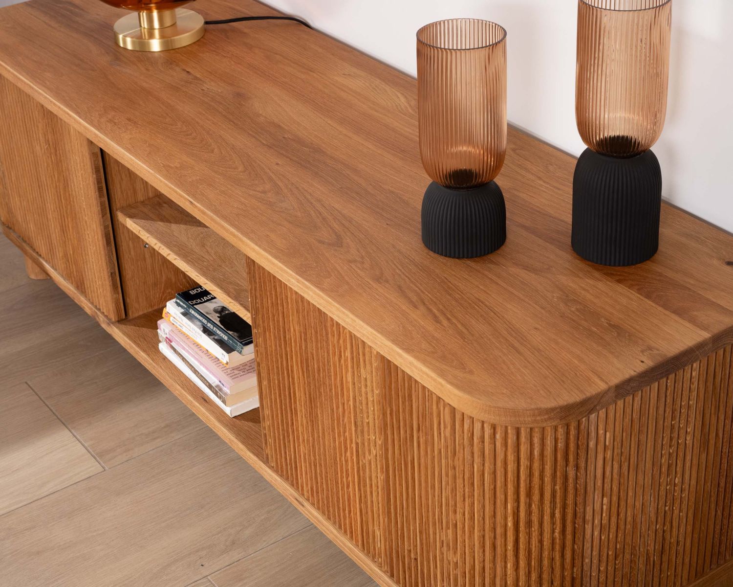 Meuble télé 150 cm 2 portes en chêne huilé style rétro "Winton"