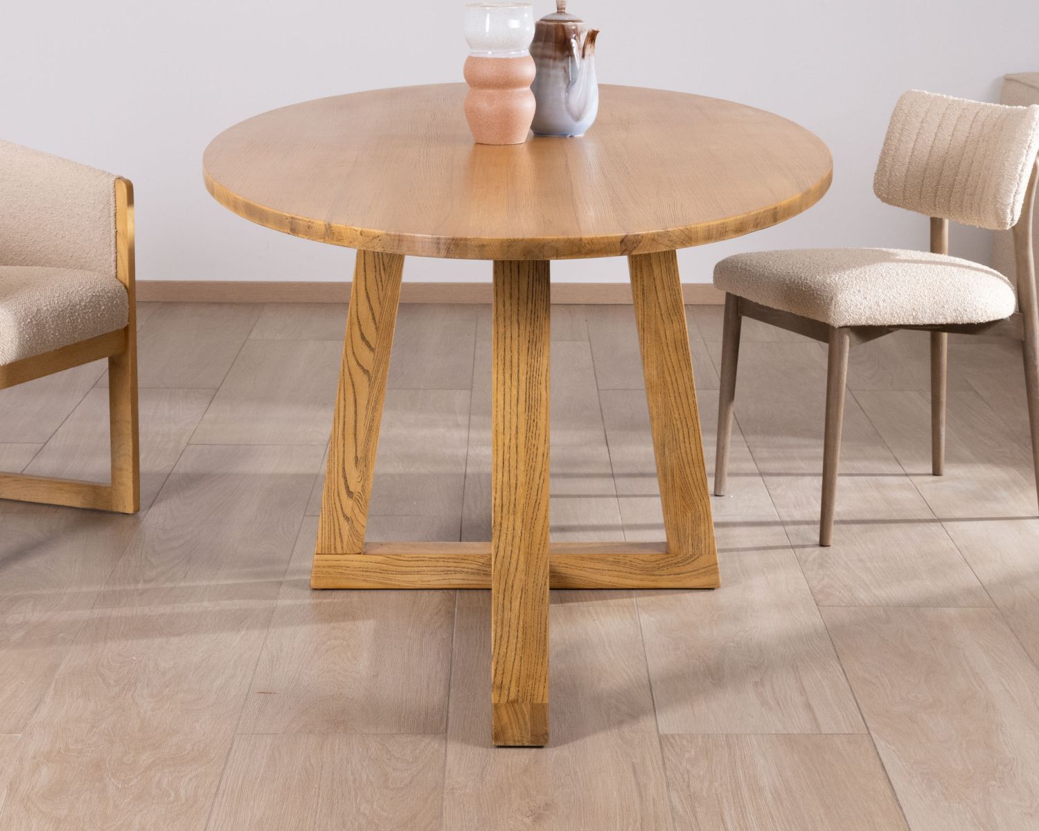 Table de repas elliptique 220 cm en bois "Calypso" avec pieds trapèzes