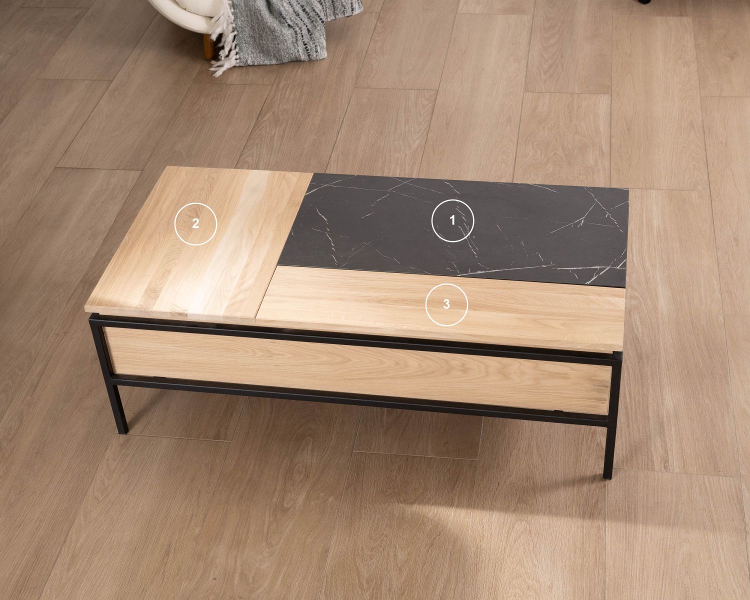 Table basse avec plateau multi-modulaire en chêne blanchi et décor design effet marbre "Storia"