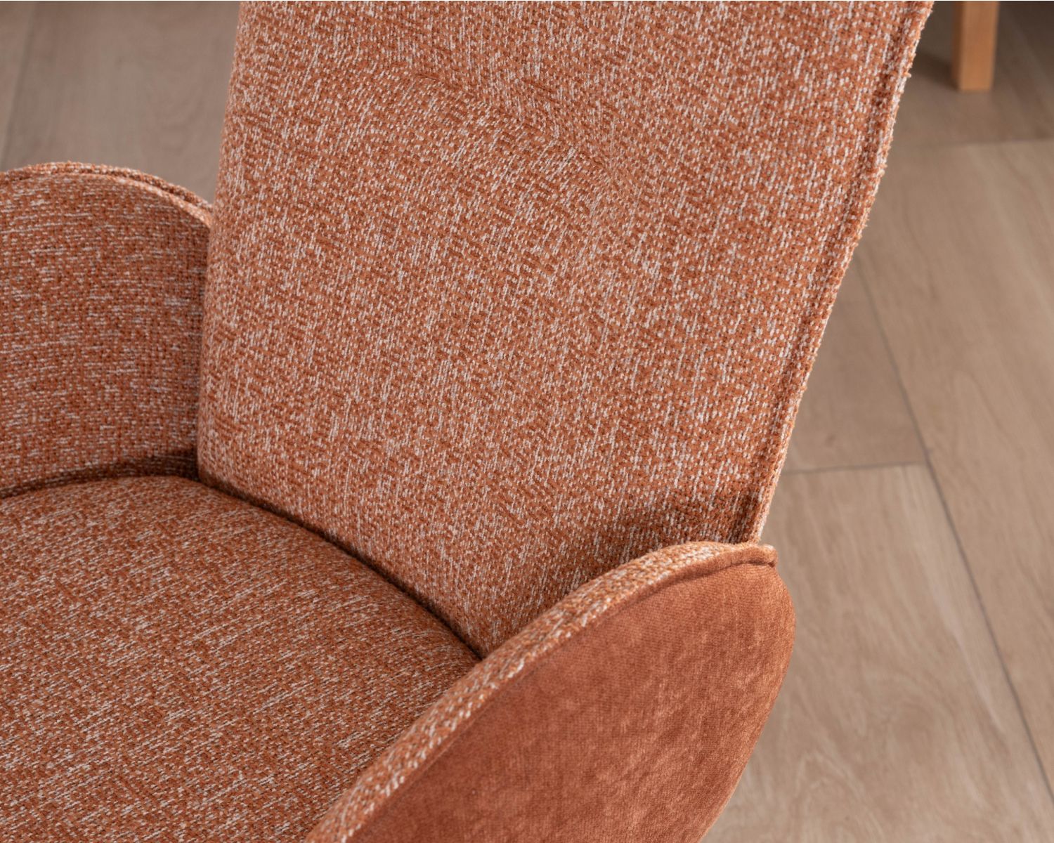 Lot de 2 chaises tournantes en tissu bi-texturé terracotta "Eddy" et pieds métal