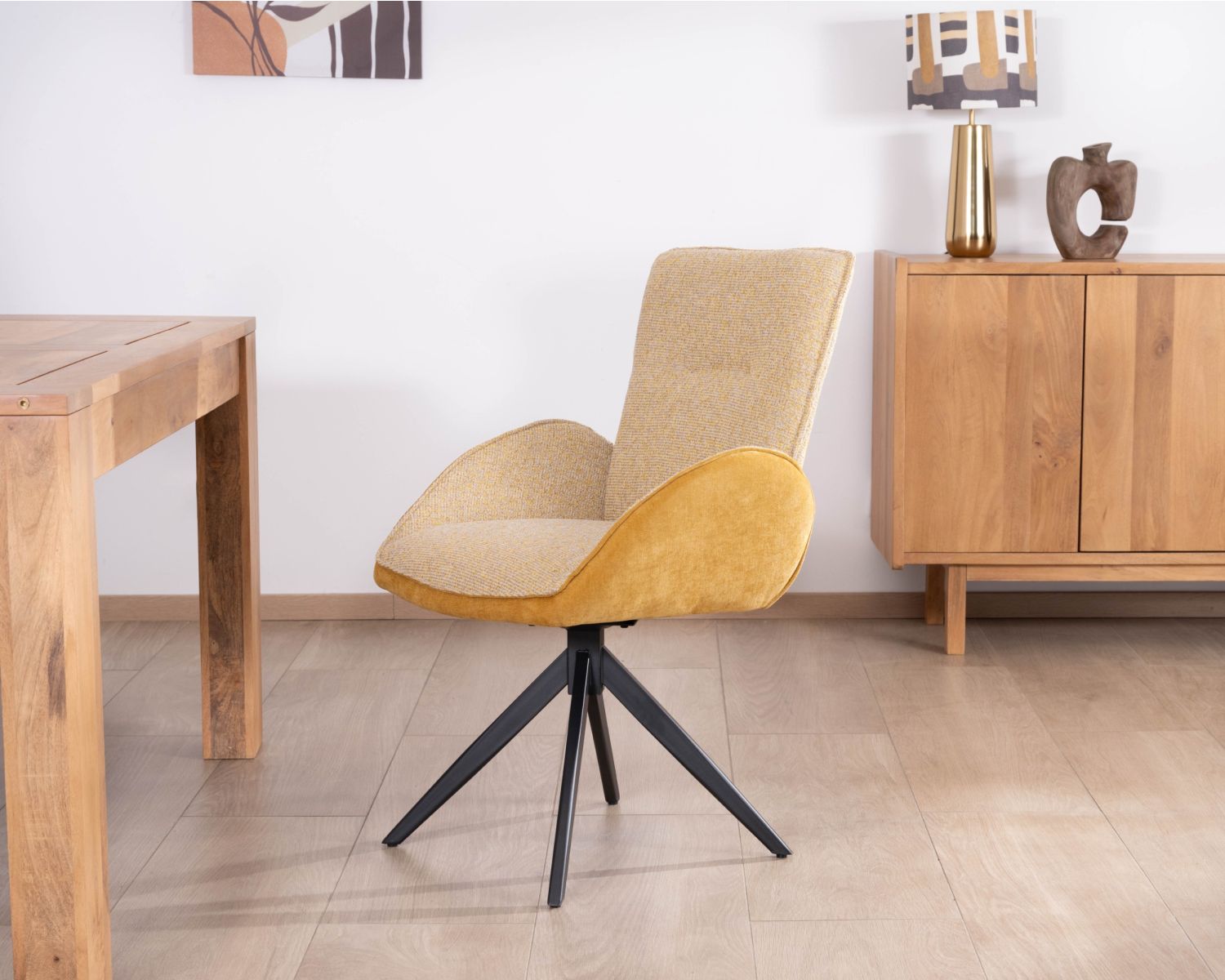 Lot de 2 chaises pivotantes en tissu bi matières jaune "Eddy" avec pieds métal