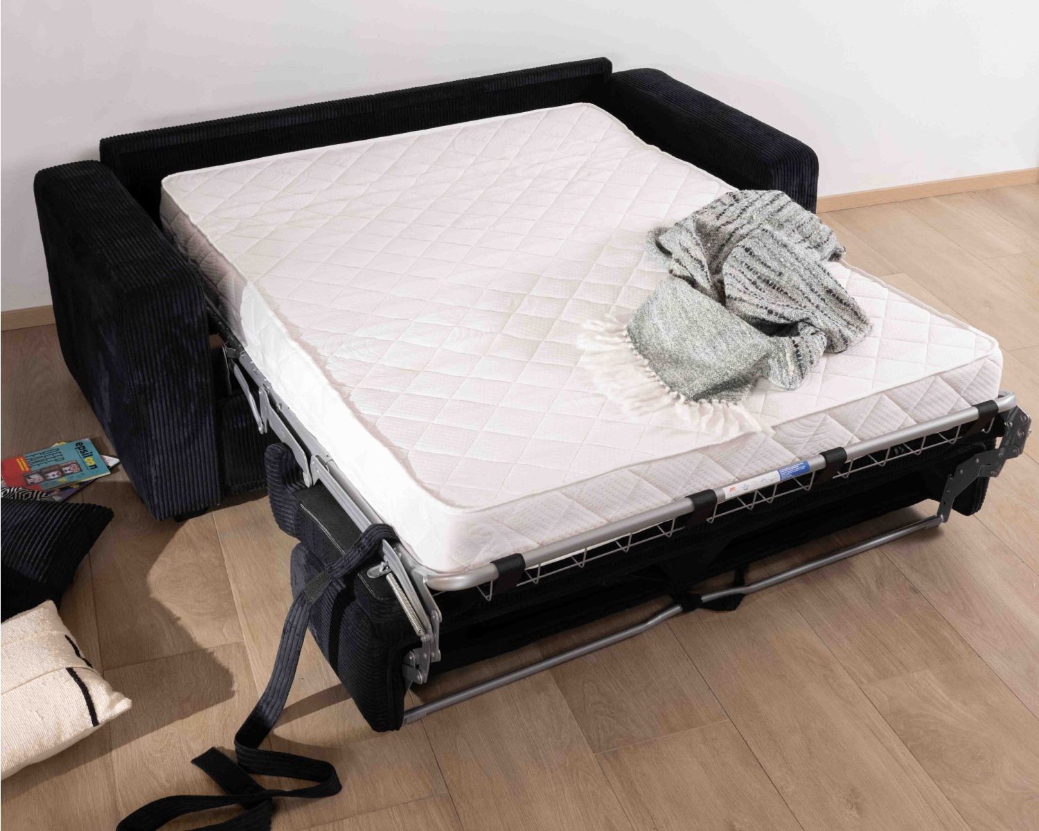 Canapé confort en velours côtelé anthracite "Torken" convertible 140x190cm