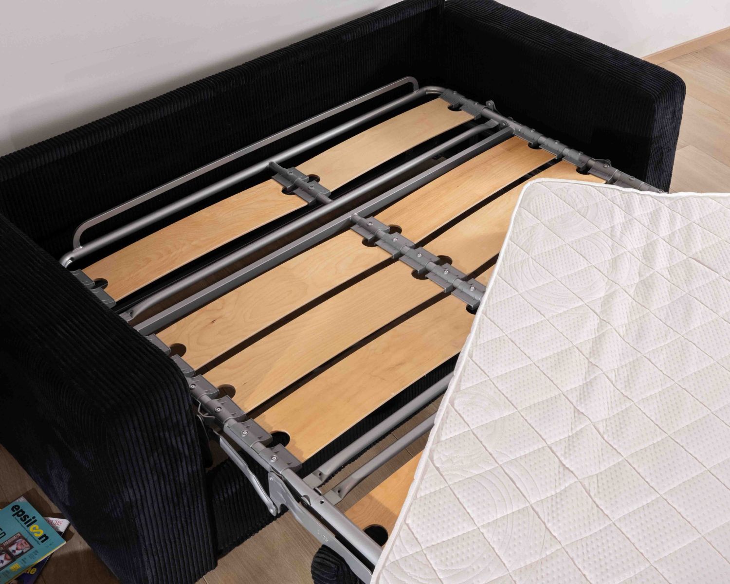 Canapé confort en velours côtelé anthracite "Torken" convertible 140x190cm