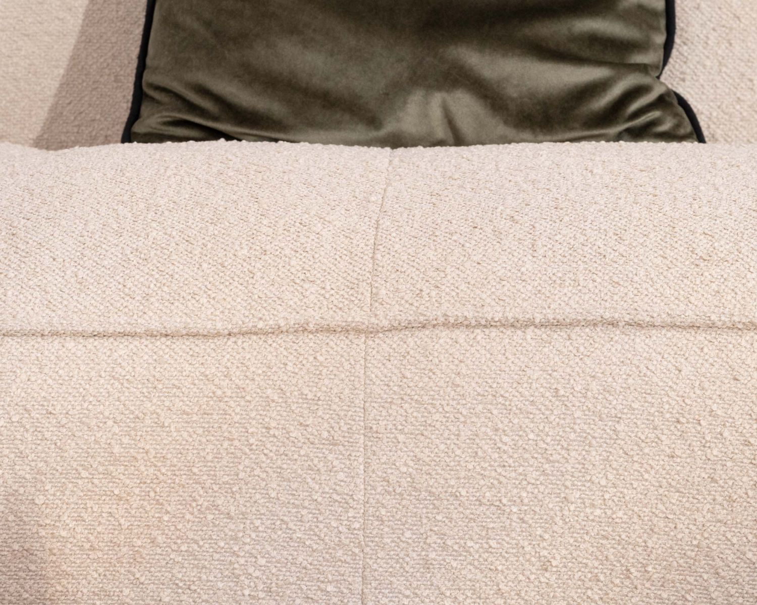 Canapé modulaire en angle en tissu bouclette beige "Alcazar"