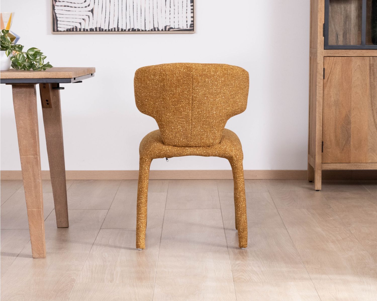 Lot de 2 chaises de repas design “Milano” revêtement intégral tissu jaune moutarde