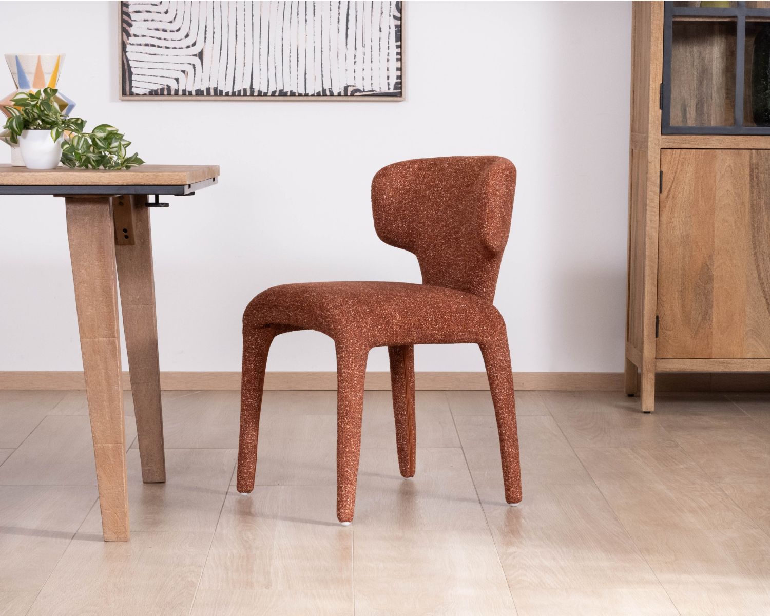 Lot de 2 chaises contemporaines avec habillage intégral en tissu terracotta “Milano”