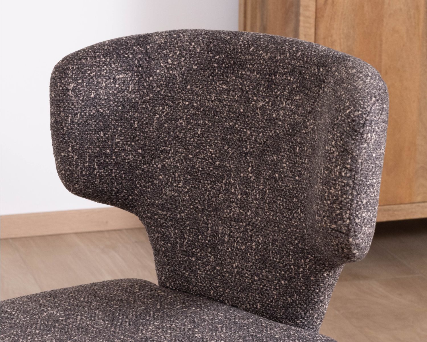 Lot de 2 chaises en tissu chiné gris foncé “Milano” revêtement intégral esprit design