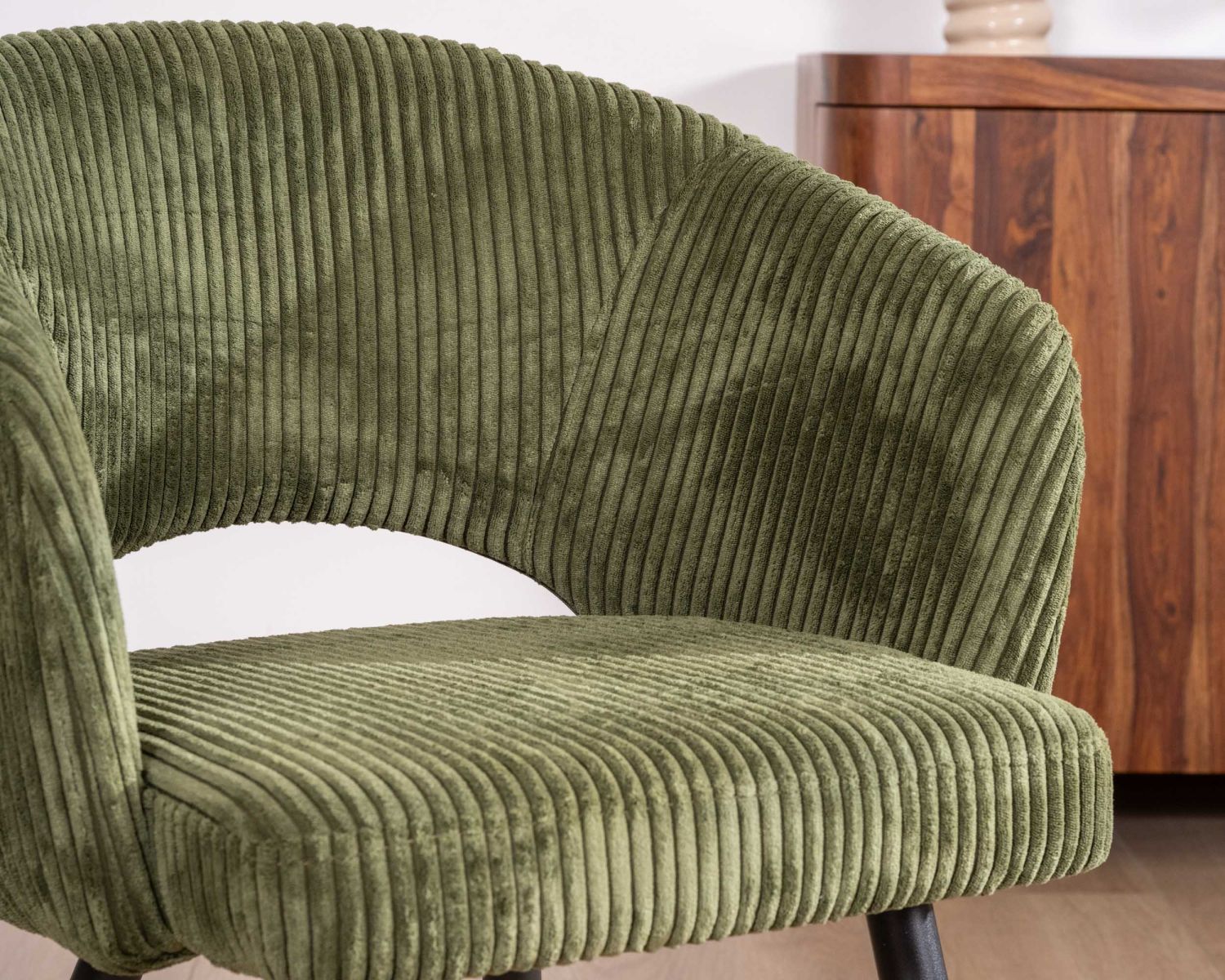 Lot de 2 chaises de repas en velours côtelé kaki et pieds métal "Sonate"