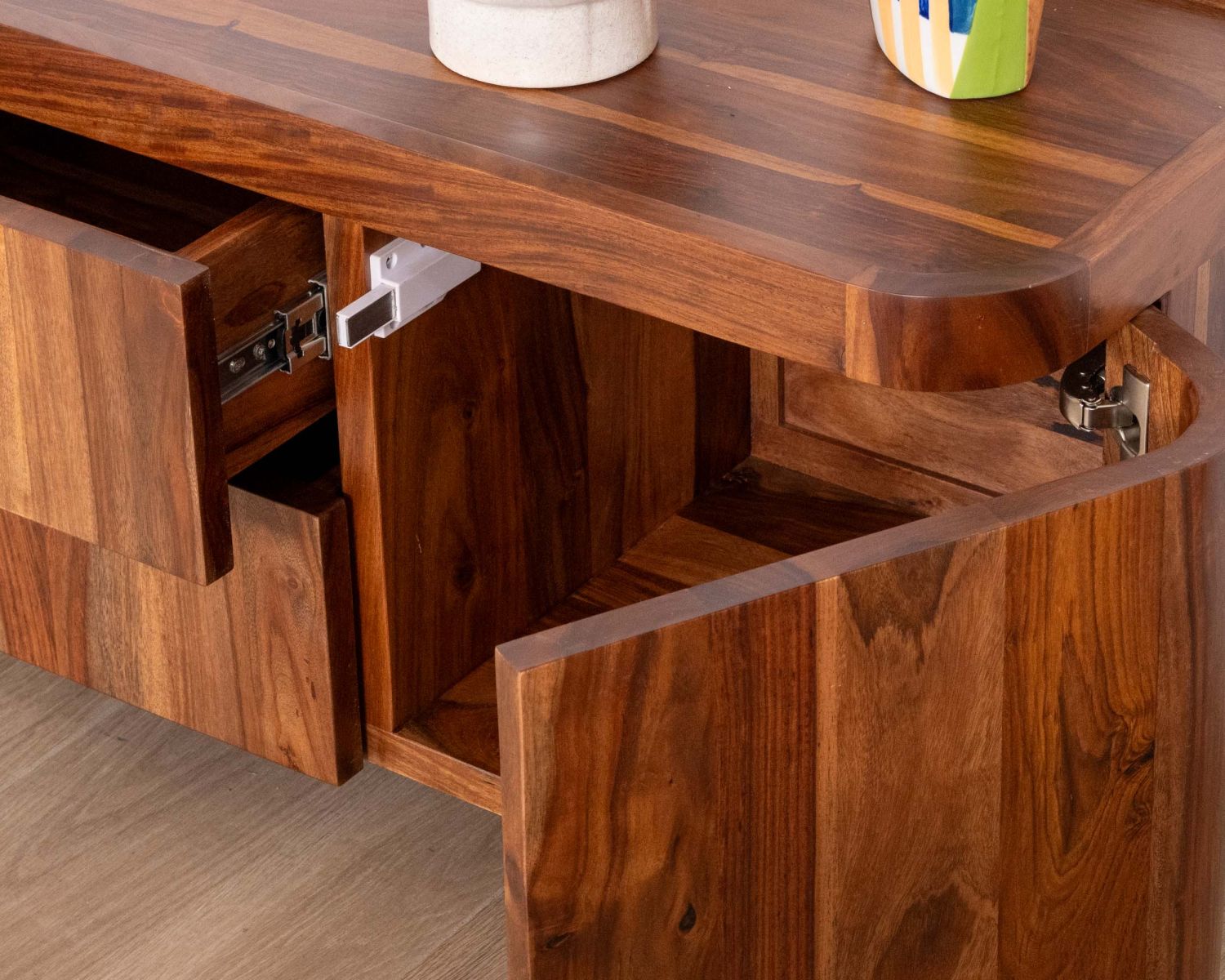 Meuble télé en palissandre "Rosewood" 160 cm