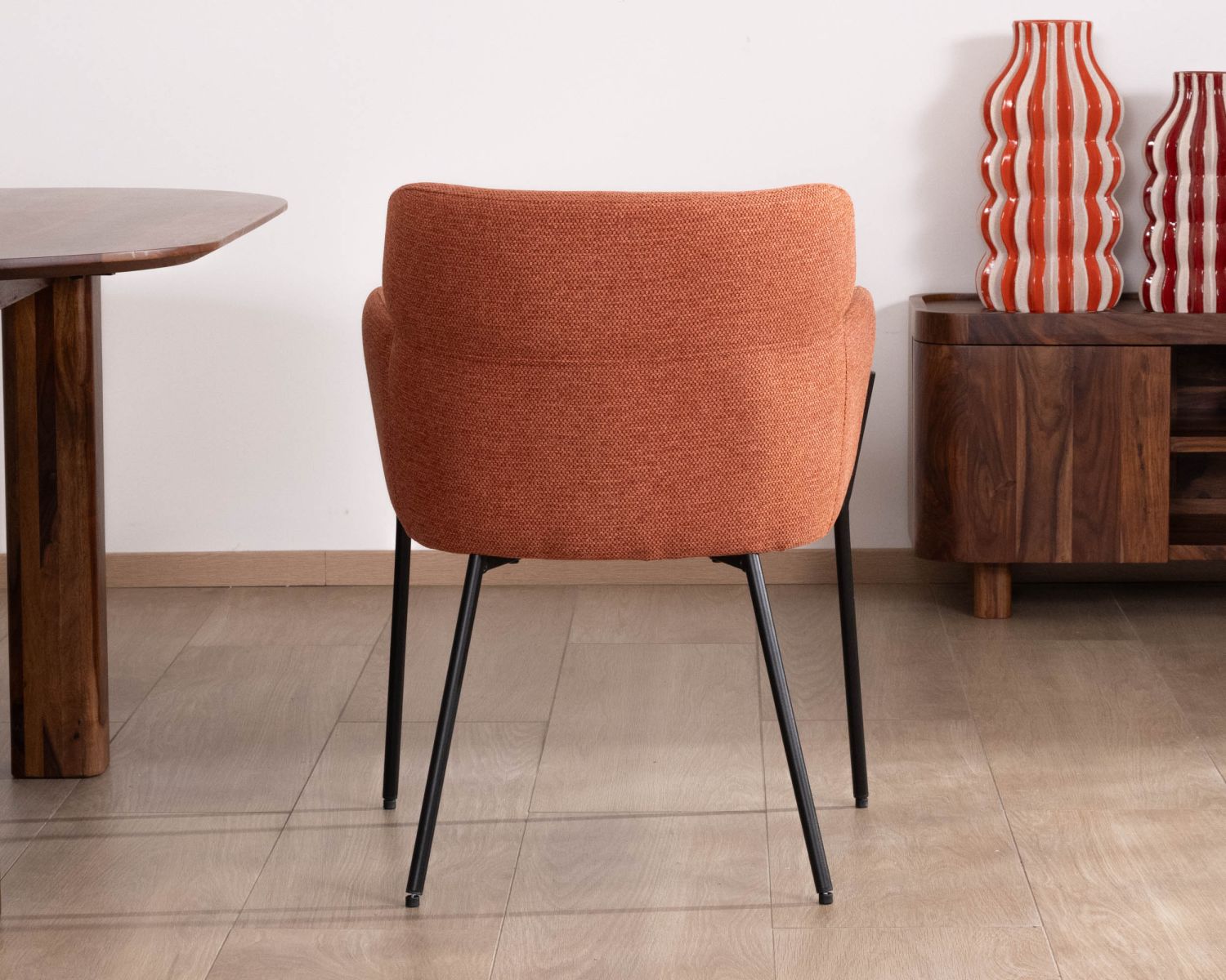 Lot de 2 chaises de repas terracotta et pieds métal style vintage "Riméno"