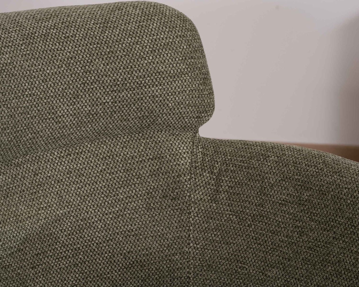 Lot de 2 chaises de repas en tissu kaki et pieds métal "Riméno"