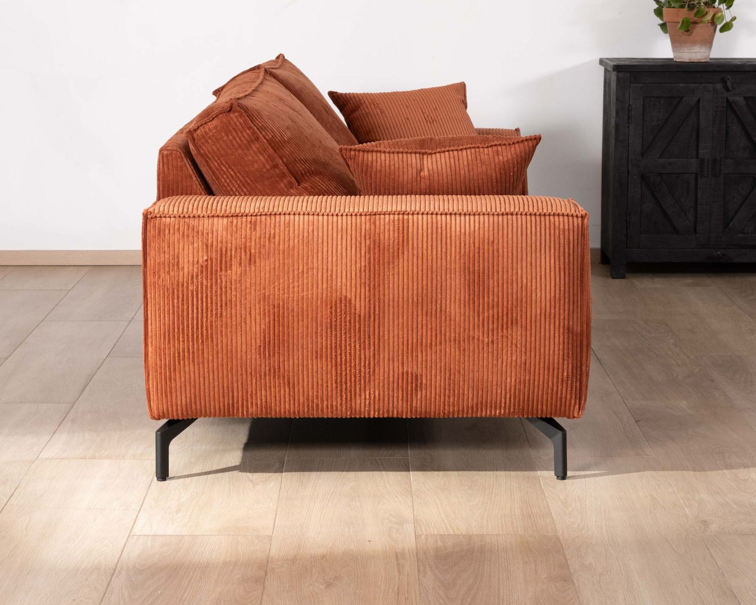 Canapé confort 3 places en velours côtelé coloris anthracite "Pueblo"