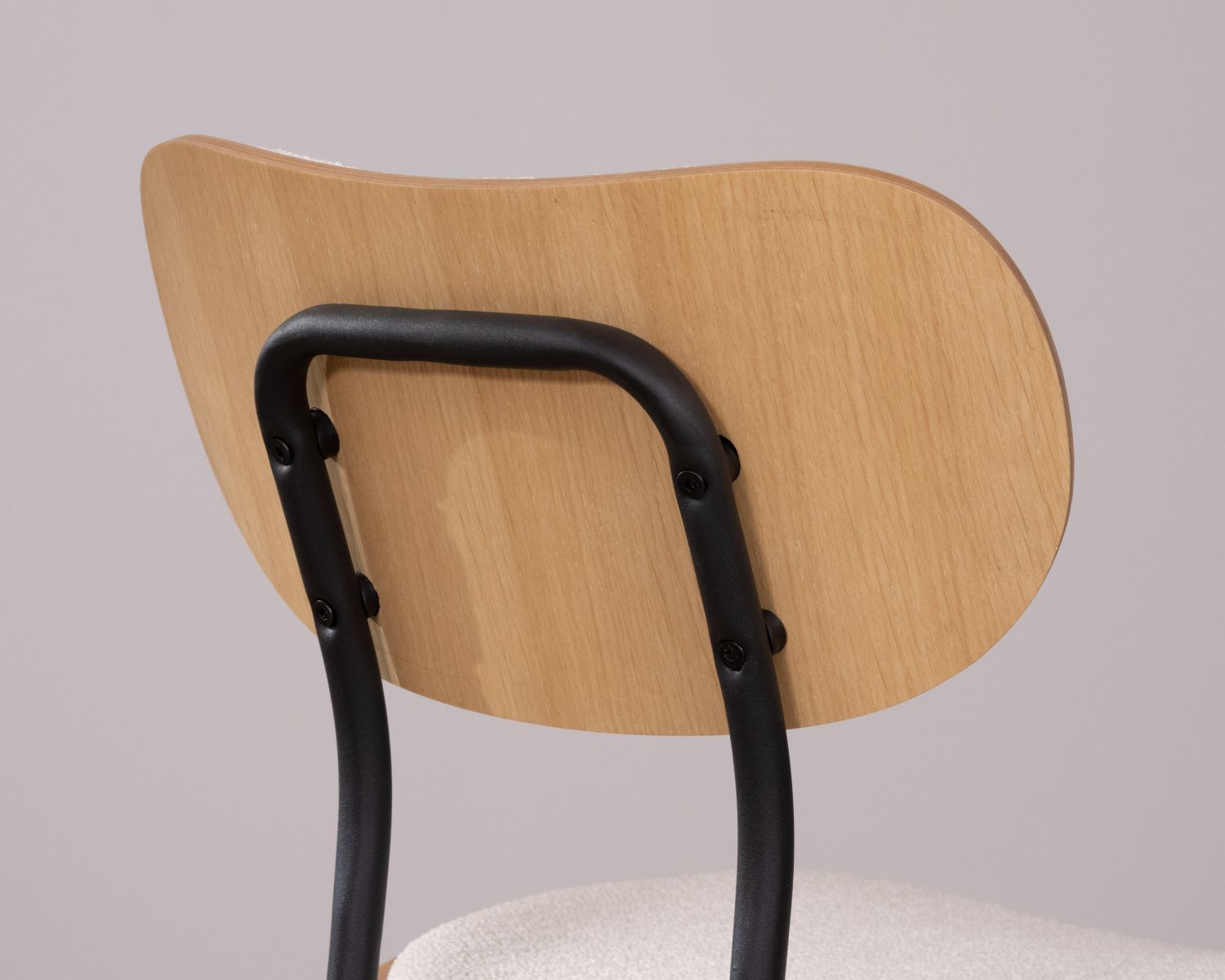 Lot de 4 chaises de repas rétro assise bois et tissu gris "Lino"