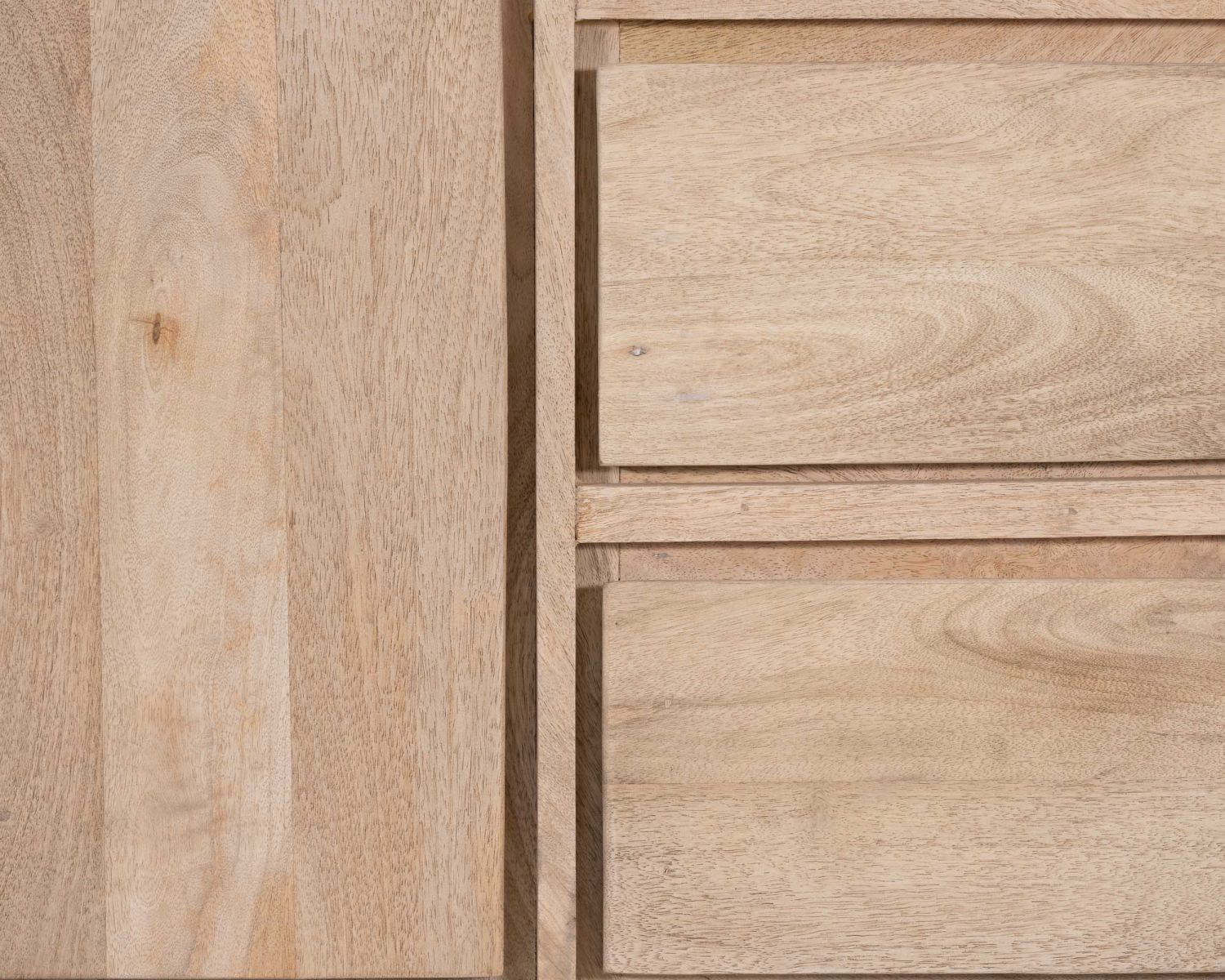 Buffet épuré en manguier massif 180 cm 3 portes et tiroirs "Gola"