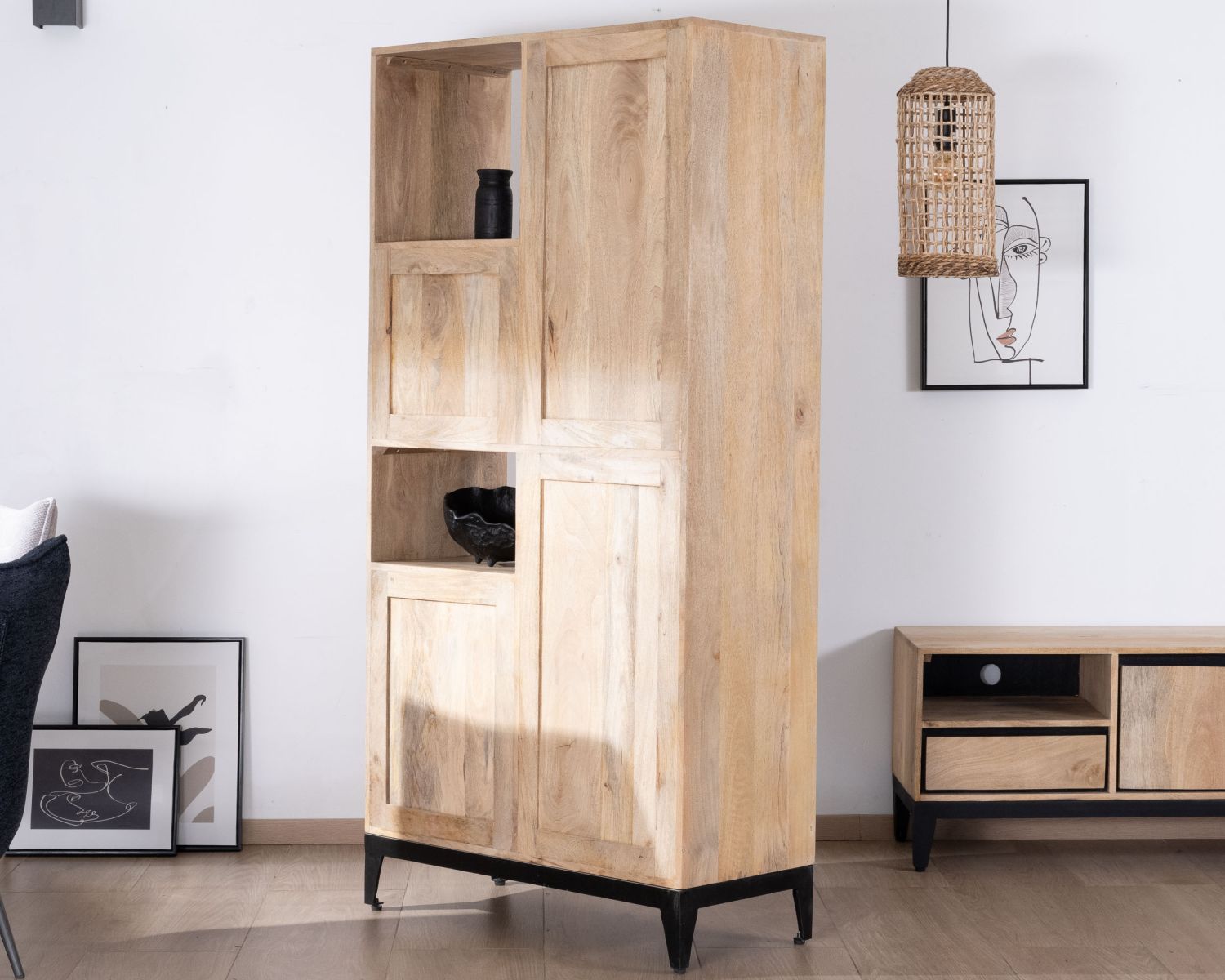 Meuble de rangement haut en manguier naturel et noir design épuré "Bocca"