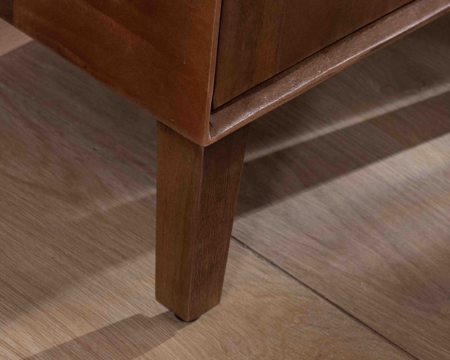 Colonne de rangement rétro en manguier massif foncé 60 cm "Kaldo" Esprit mid-century