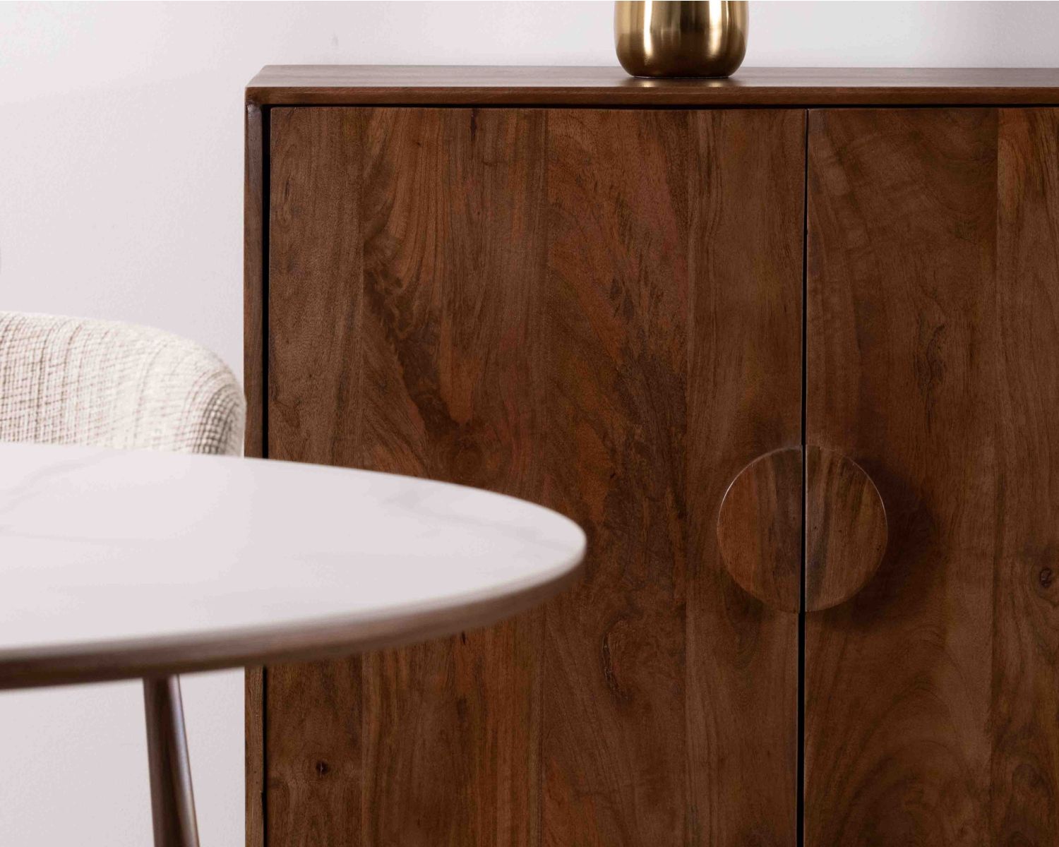 Enfilade rétro 4 portes en manguier massif foncé 180 cm "Kaldo" style mid-century