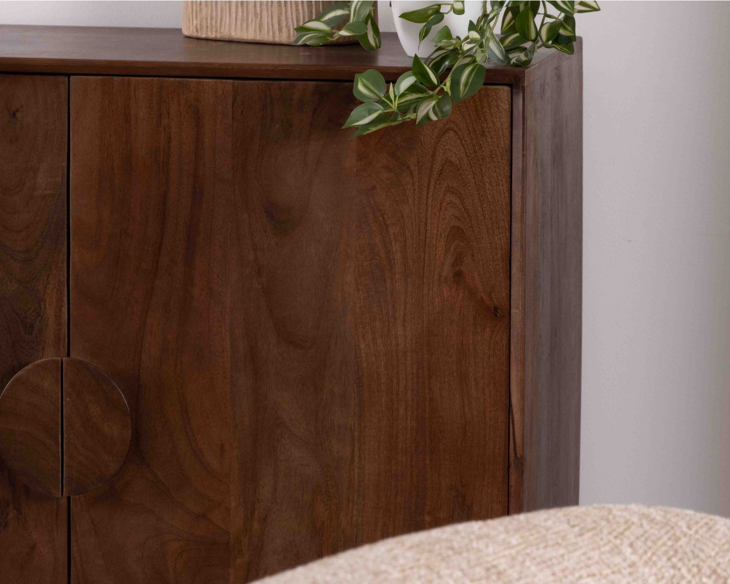 Enfilade rétro 4 portes en manguier massif foncé 180 cm "Kaldo" style mid-century