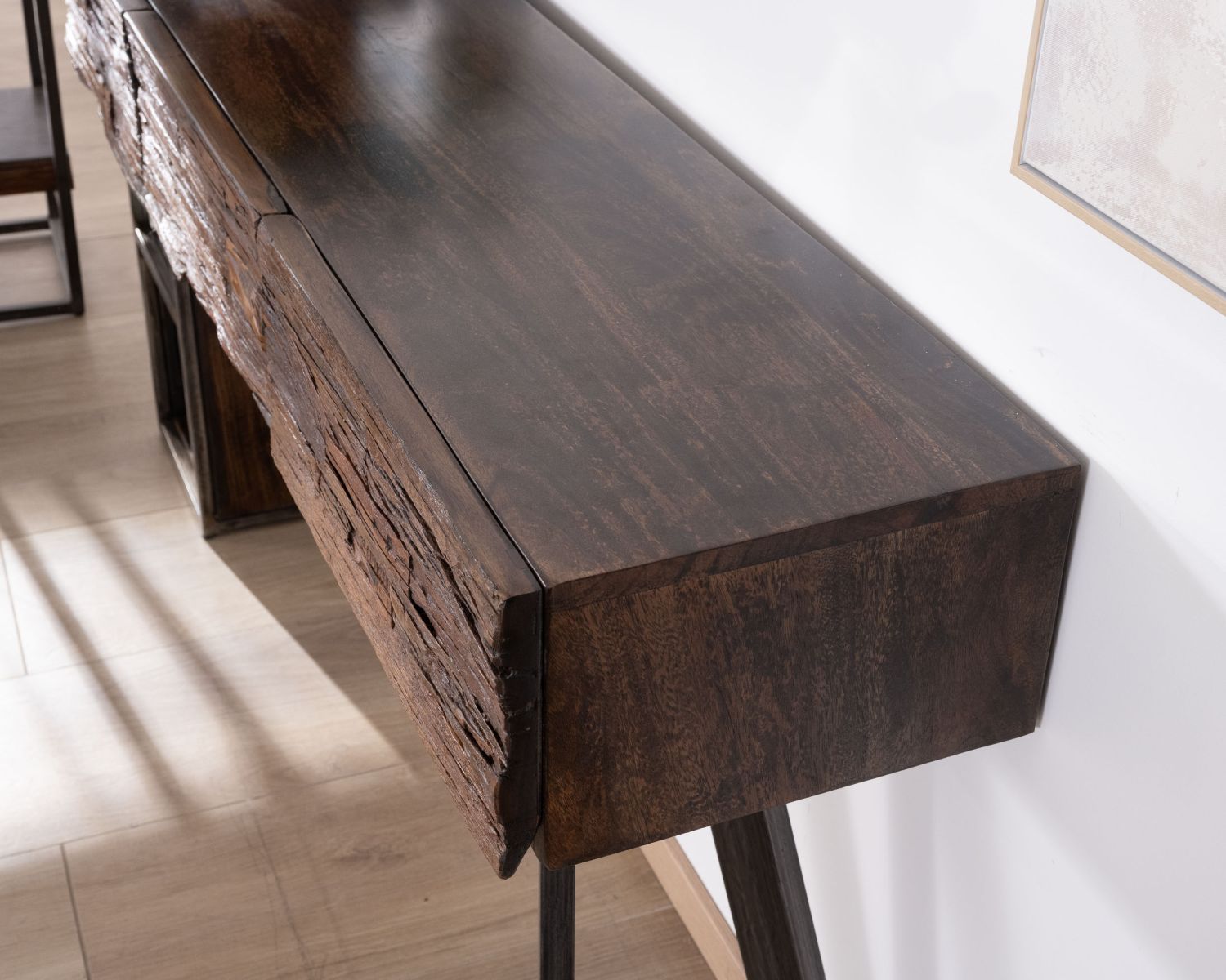 Console design et originale en bois et métal "Crescendo"