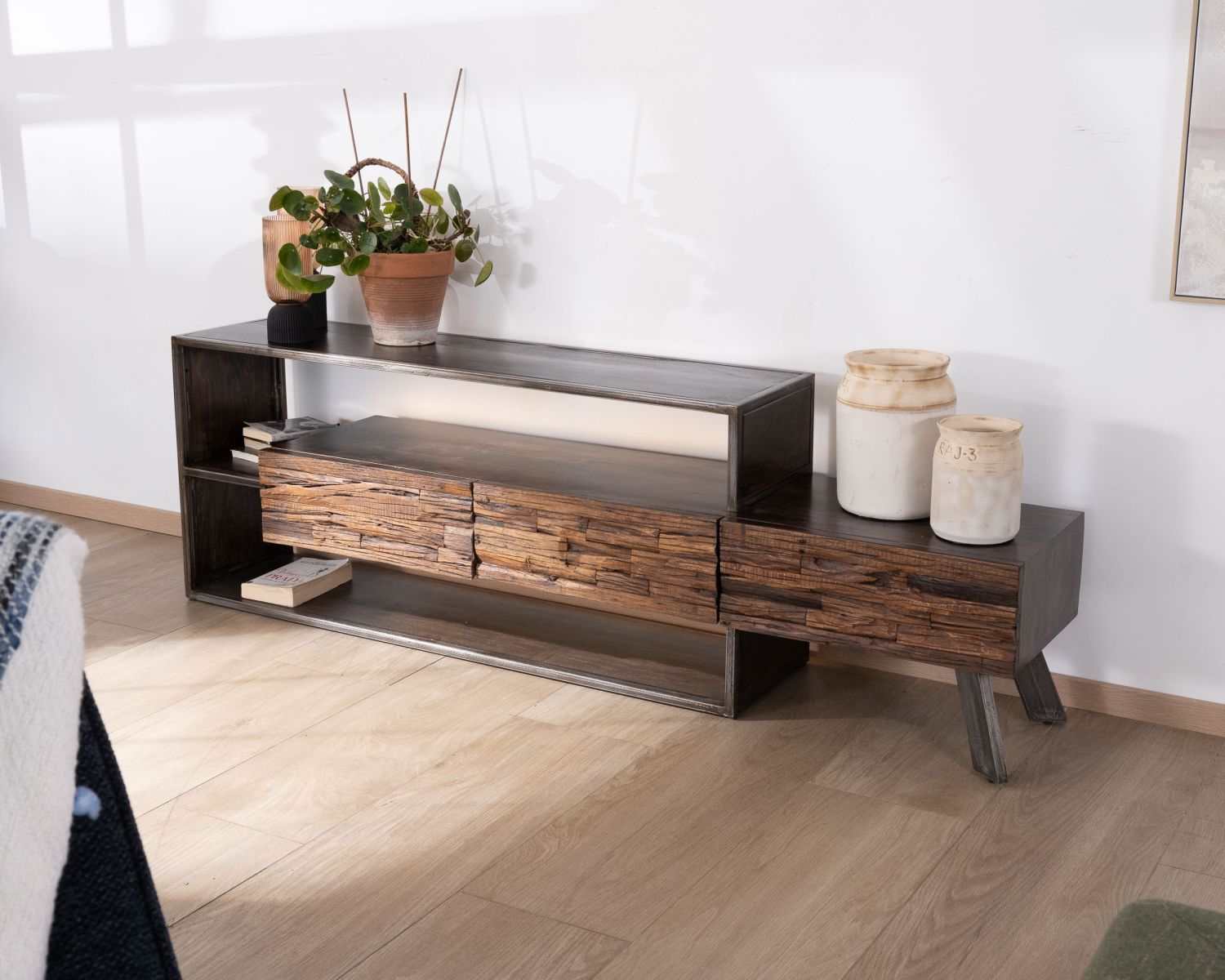 Meuble TV 195 cm original en bois et métal "Crescendo" avec éclairage LEDs