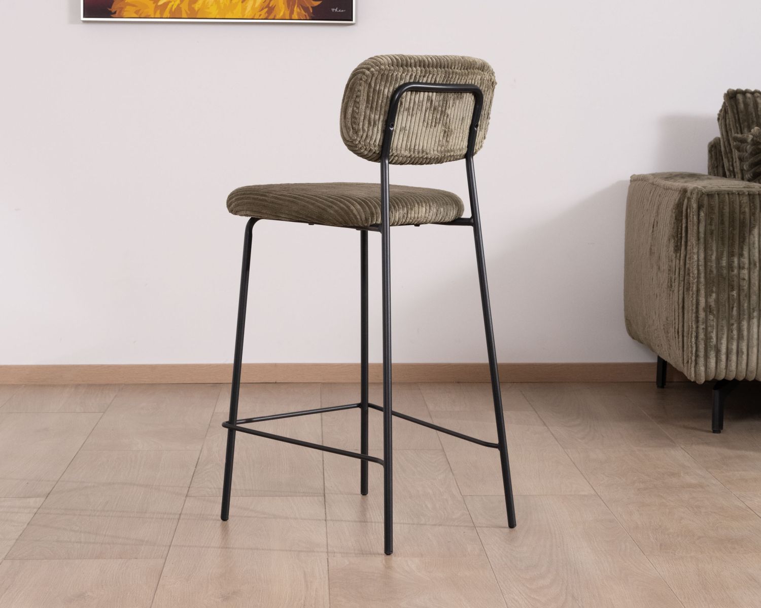 Lot de 4 chaises de bar rétro en velours côtelé kaki et pieds métal noir "Kulmino"