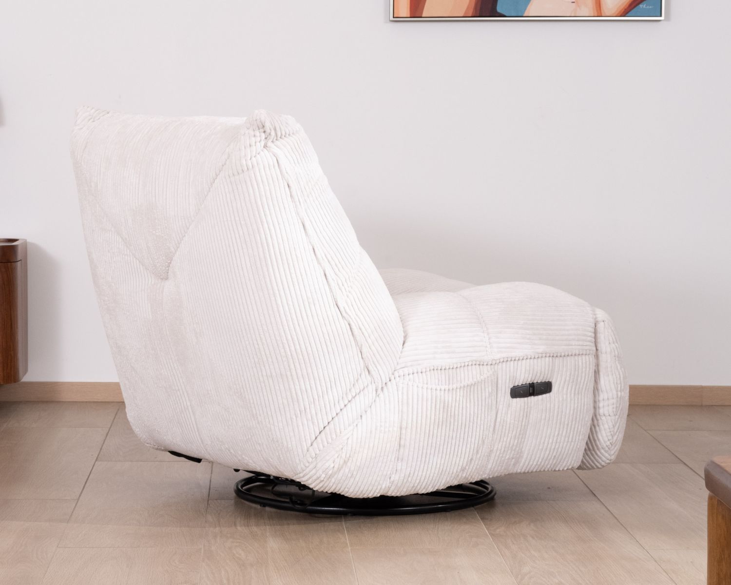 Fauteuil pivotant et inclinable en velours côtelé écru "Cascada"