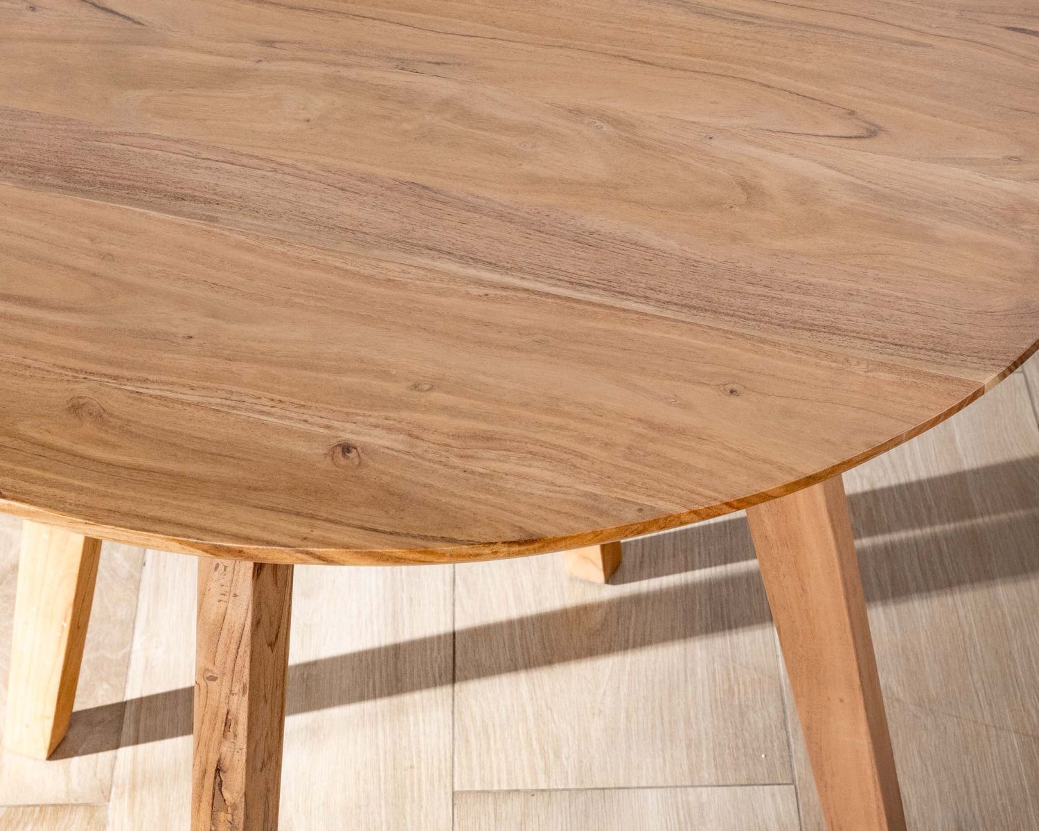 Table ronde en acacia style rétro "Boomer" diamètre 100 cm