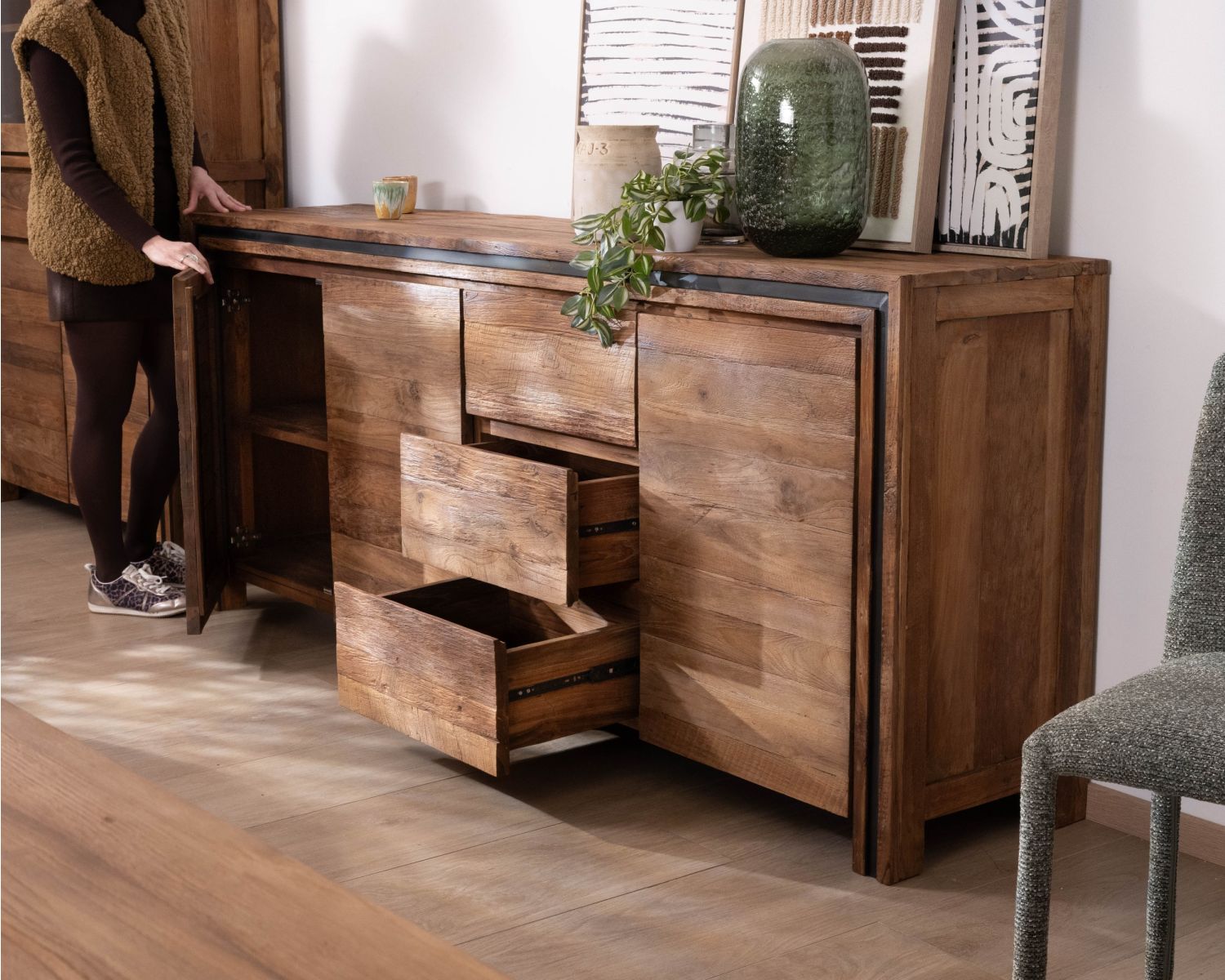 Enfilade 3 portes "Kayoa" en teck massif esprit campagne chic et naturel