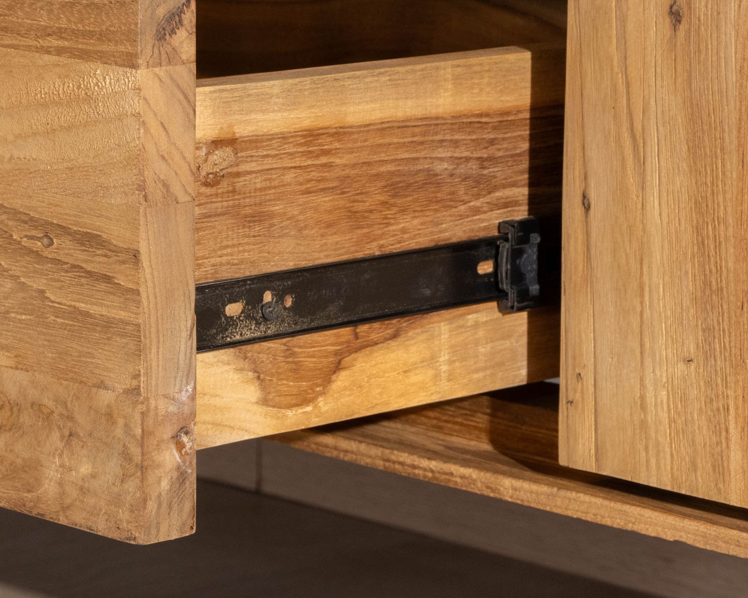 Meuble TV en teck recyclé "Bahia" style rétro