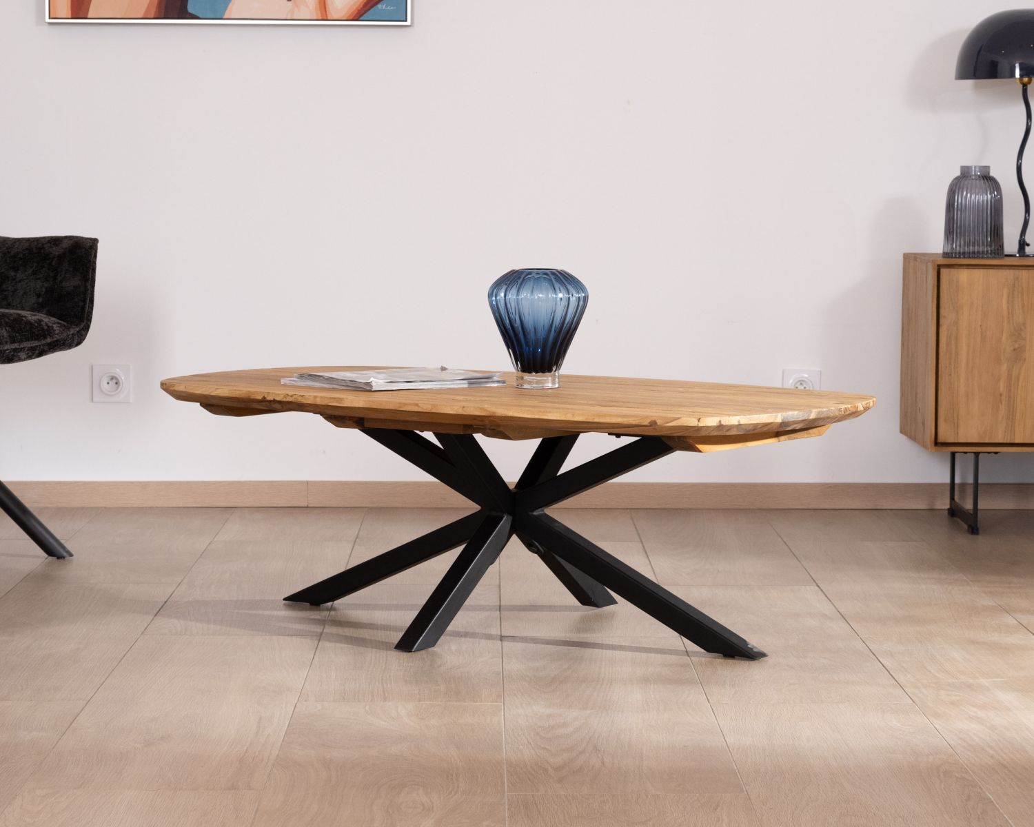 Table basse forme bateau en teck naturel "Bahia" pieds mikado métal