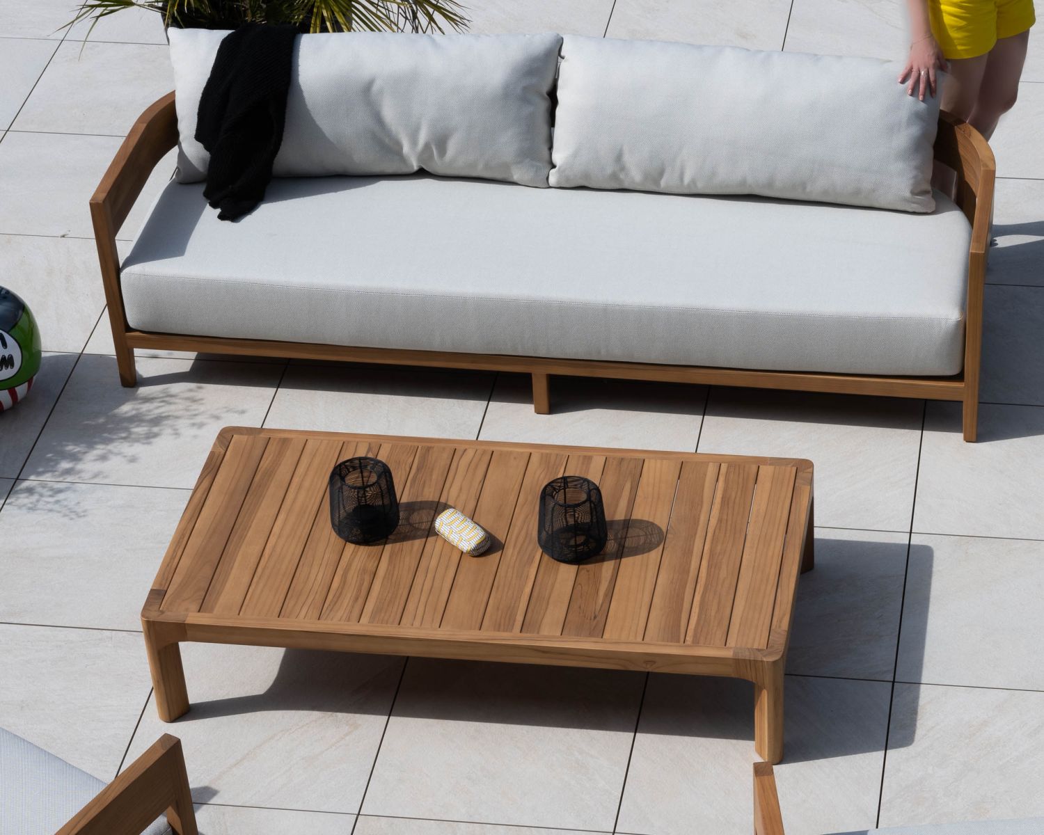 Table basse spécial extérieur design épuré en teck naturel "Venise"