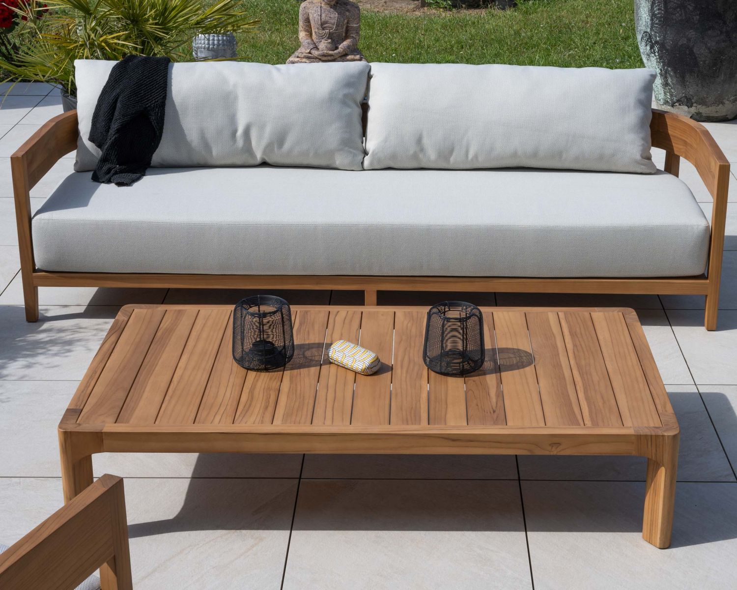 Ensemble de jardin canapé 3 places et fauteuils en teck naturel "Venise"